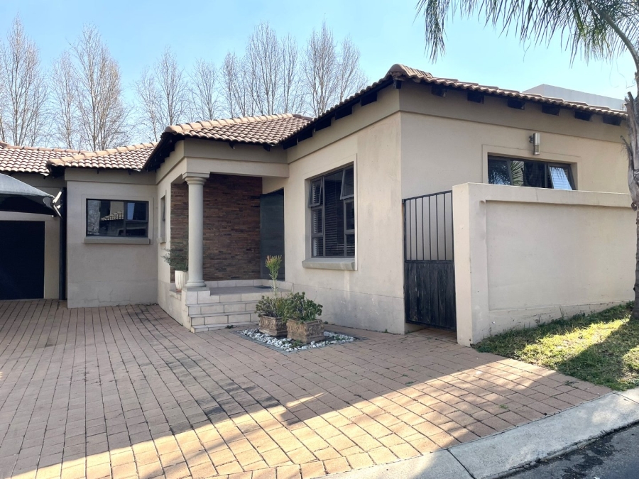4 Bedroom Property for Sale in Amberfield Valley Gauteng