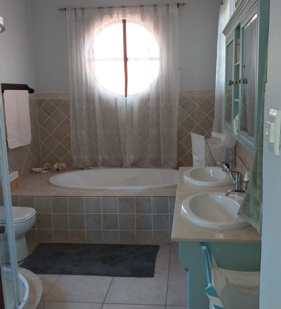 3 Bedroom Property for Sale in Vlakplaats Gauteng