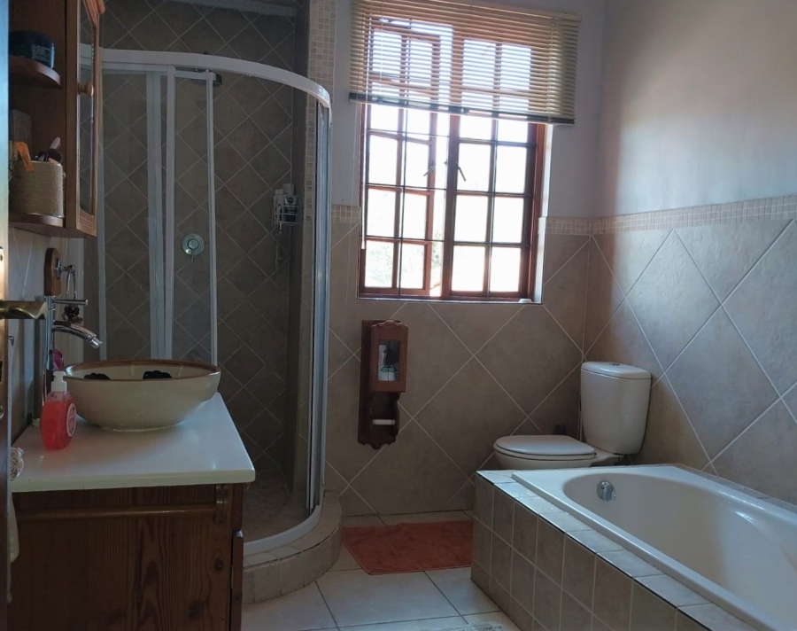 3 Bedroom Property for Sale in Vlakplaats Gauteng