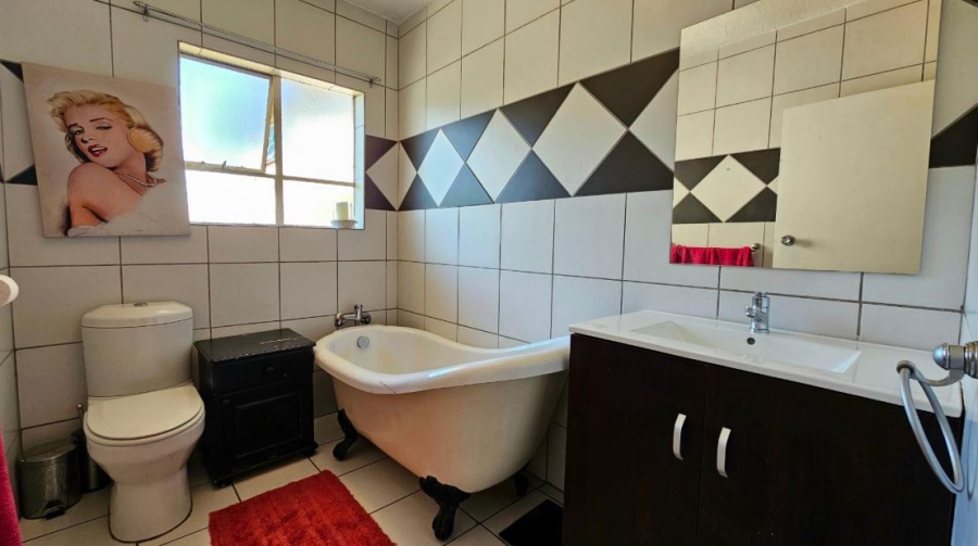 2 Bedroom Property for Sale in Croydon Gauteng