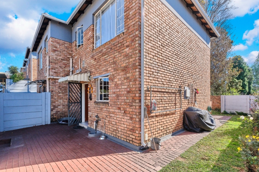 2 Bedroom Property for Sale in Bellairspark Gauteng