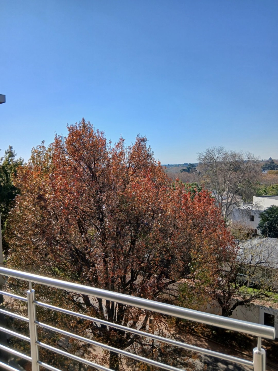 To Let 1 Bedroom Property for Rent in Rosebank Gauteng