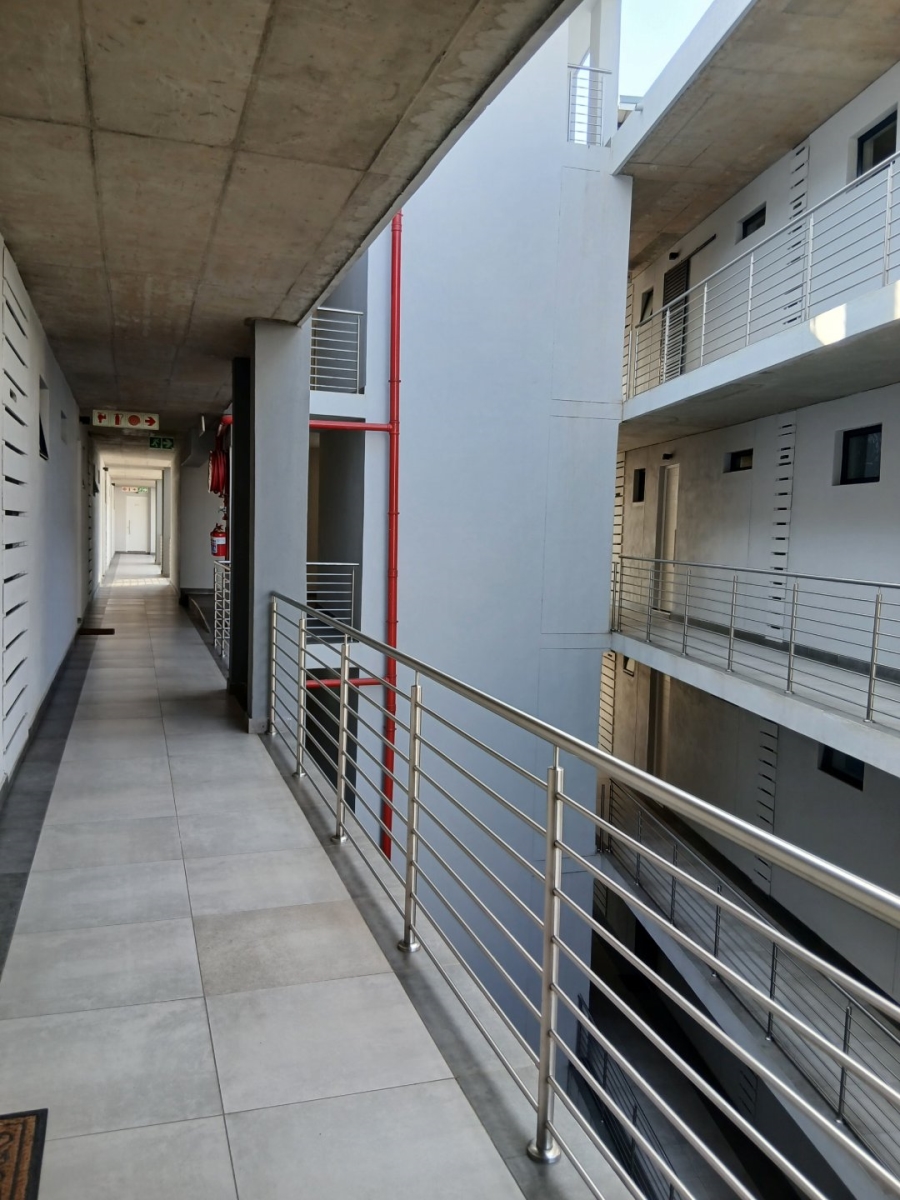 To Let 1 Bedroom Property for Rent in Rosebank Gauteng