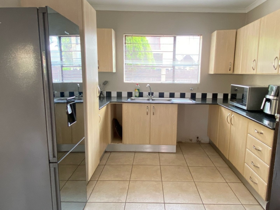 3 Bedroom Property for Sale in Fourways Gardens Gauteng