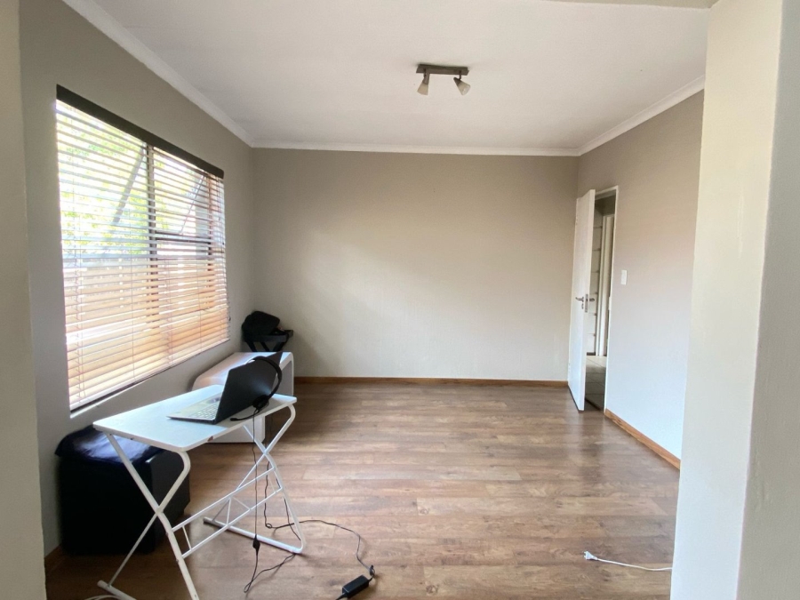 3 Bedroom Property for Sale in Fourways Gardens Gauteng