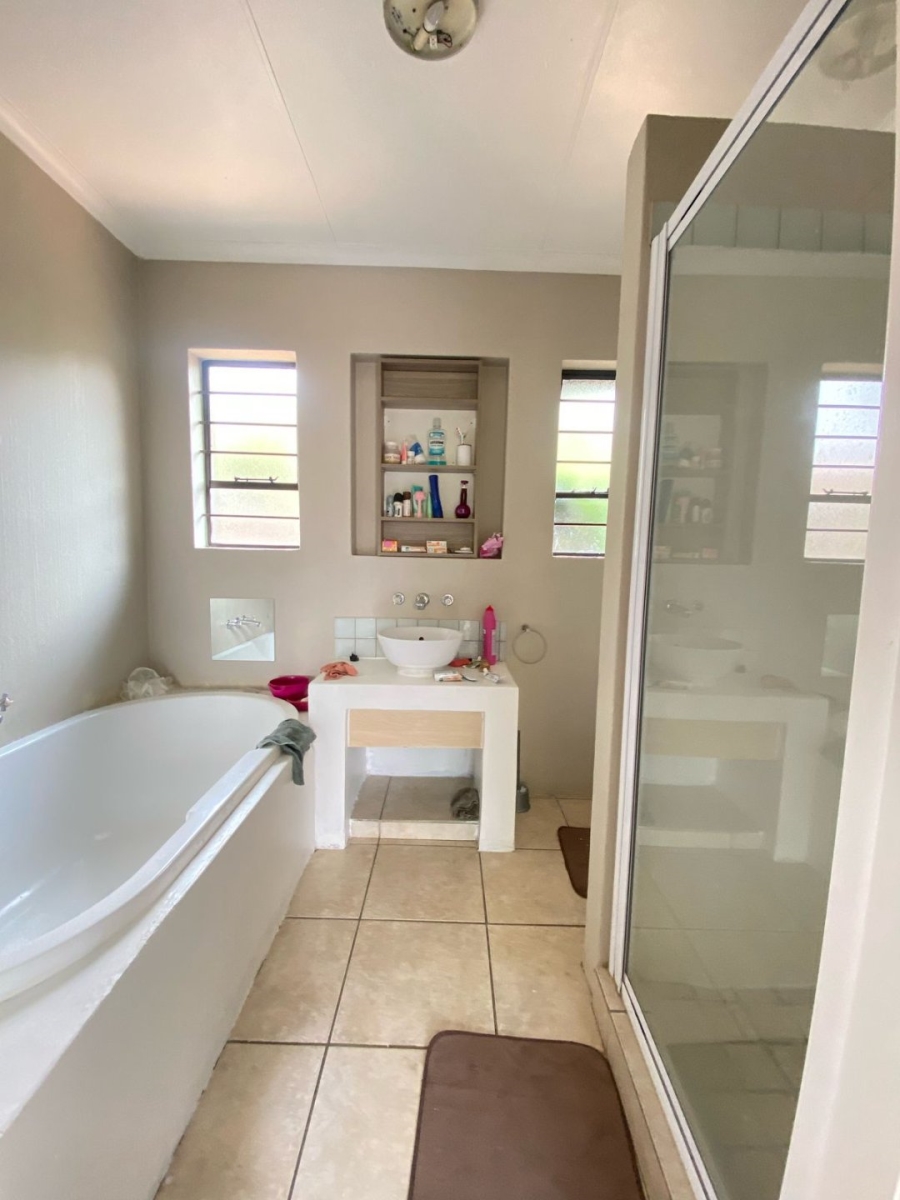 3 Bedroom Property for Sale in Fourways Gardens Gauteng
