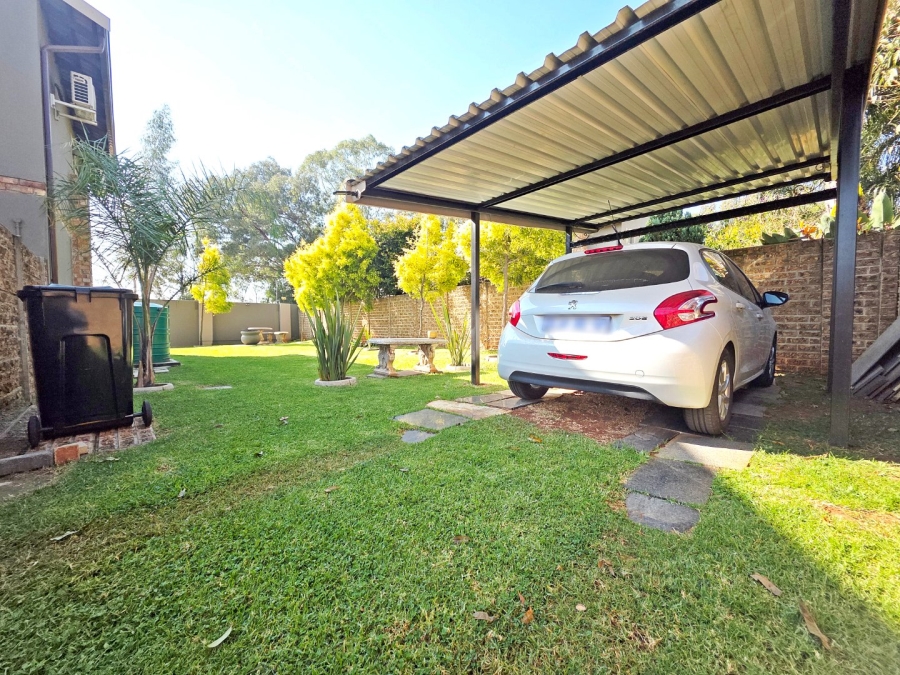 3 Bedroom Property for Sale in Norton Home Estate AH Gauteng