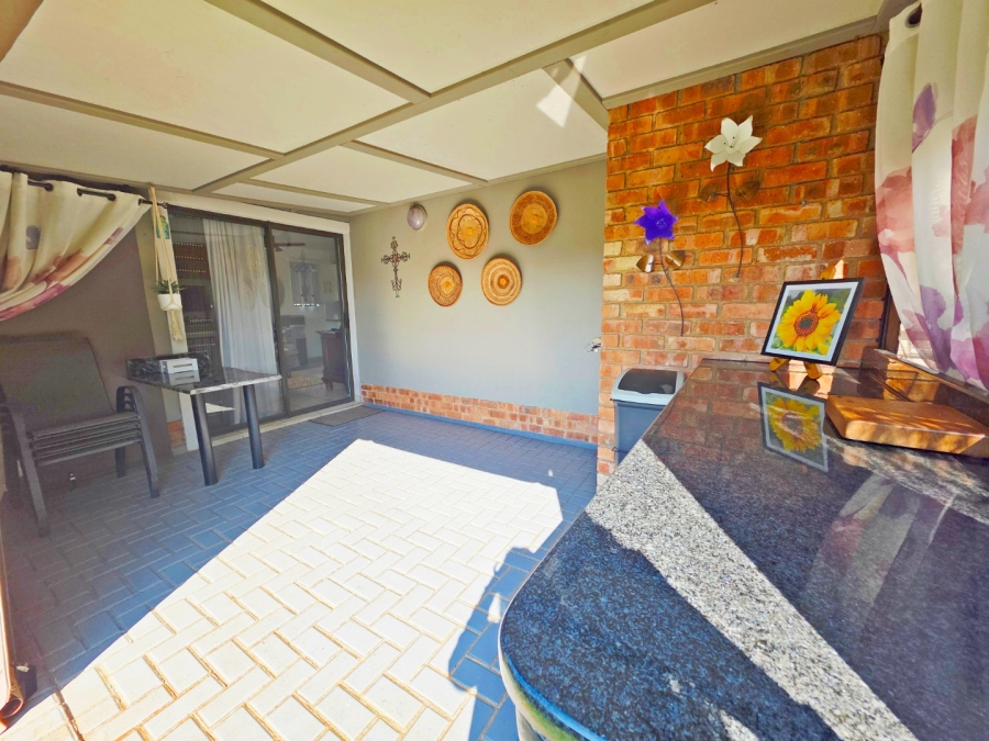 3 Bedroom Property for Sale in Norton Home Estate AH Gauteng