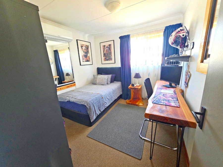 3 Bedroom Property for Sale in Norton Home Estate AH Gauteng