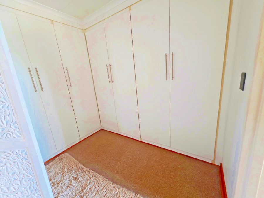 3 Bedroom Property for Sale in Norton Home Estate AH Gauteng