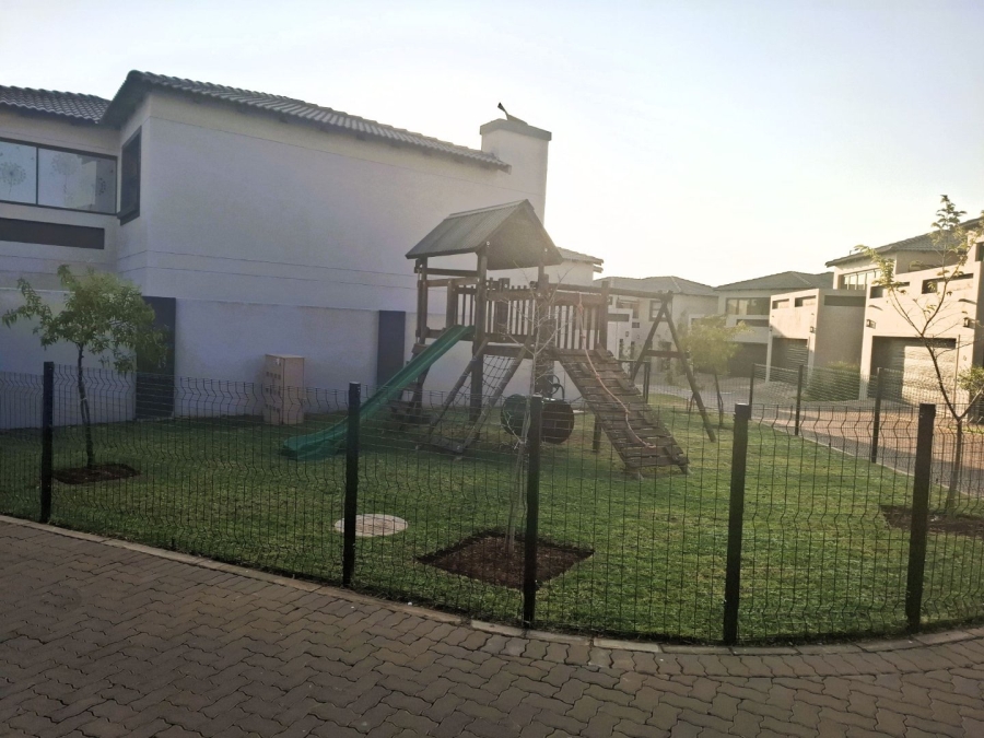 To Let 3 Bedroom Property for Rent in Faerie Glen Gauteng