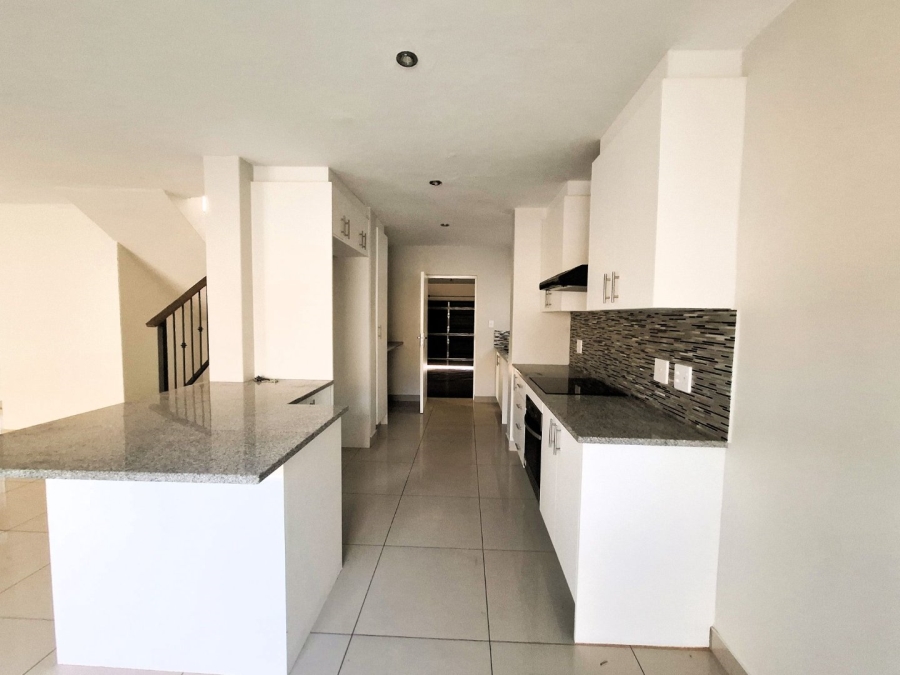 To Let 3 Bedroom Property for Rent in Faerie Glen Gauteng