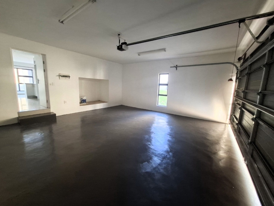 To Let 3 Bedroom Property for Rent in Faerie Glen Gauteng