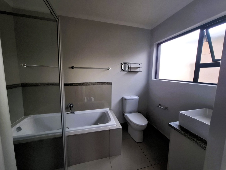 To Let 3 Bedroom Property for Rent in Faerie Glen Gauteng