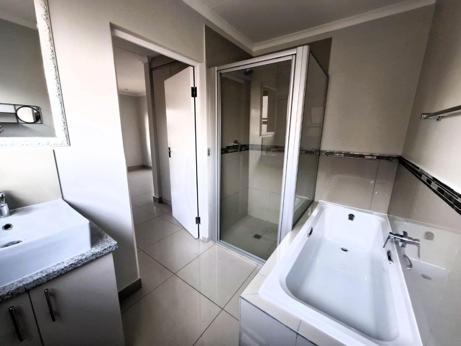 To Let 3 Bedroom Property for Rent in Faerie Glen Gauteng