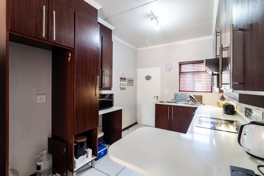 2 Bedroom Property for Sale in Acacia Gauteng