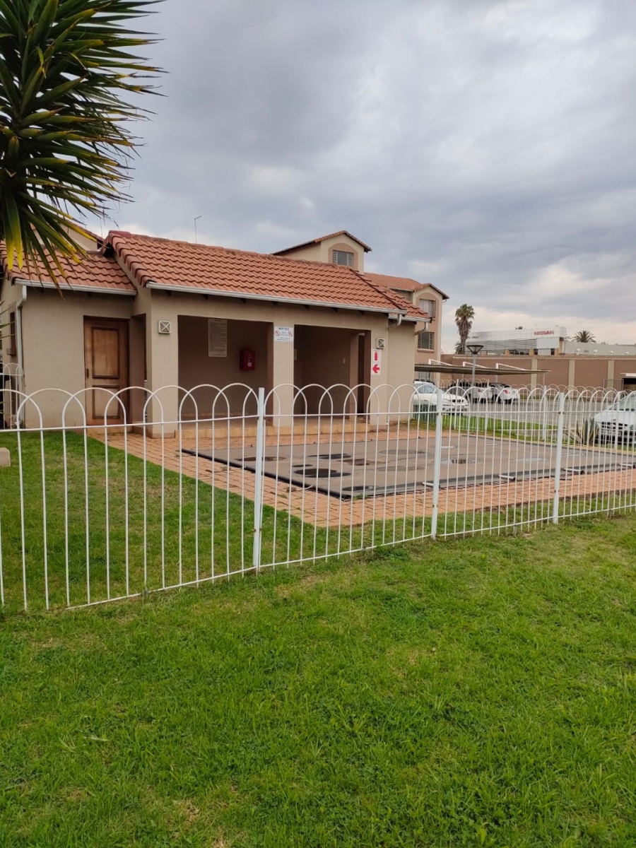 2 Bedroom Property for Sale in Danie Taljaard Park Gauteng
