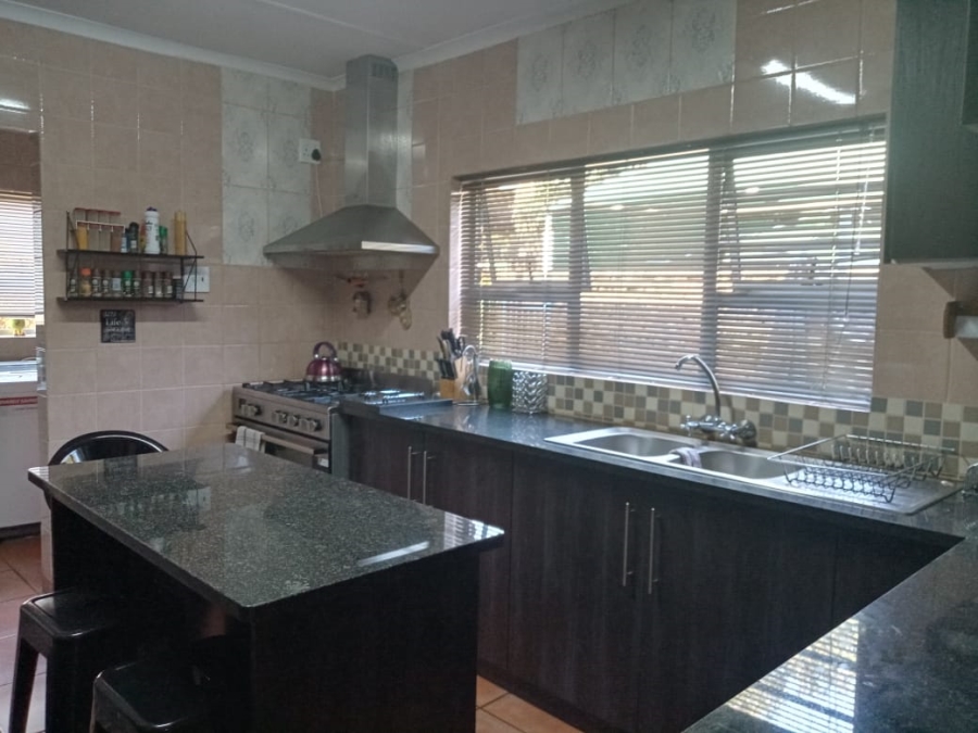4 Bedroom Property for Sale in Meyerspark Gauteng