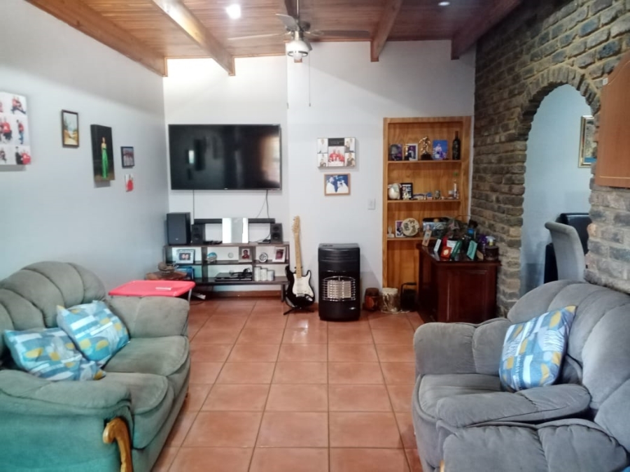 4 Bedroom Property for Sale in Meyerspark Gauteng