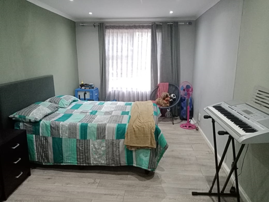 4 Bedroom Property for Sale in Meyerspark Gauteng