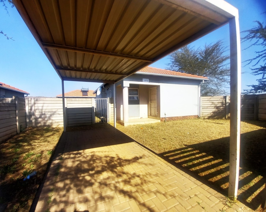 3 Bedroom Property for Sale in Zandfontein AH Gauteng