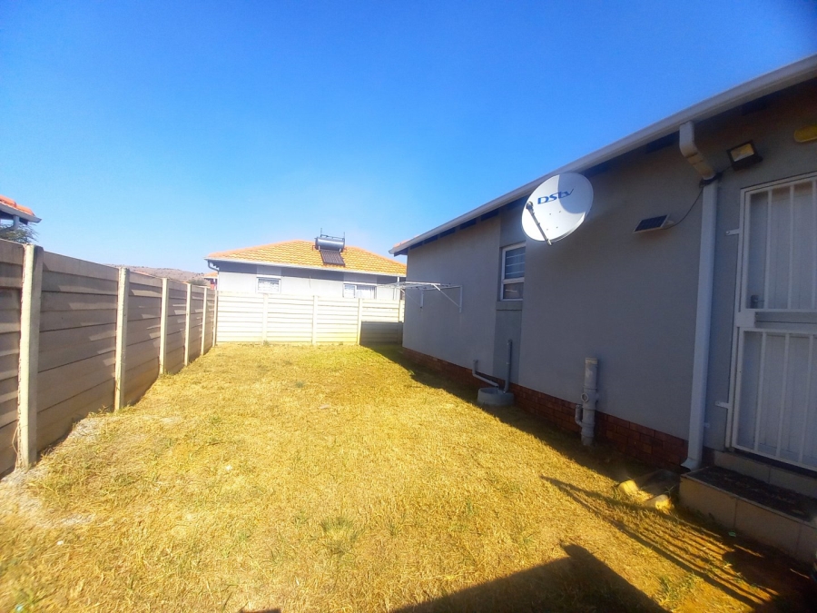 3 Bedroom Property for Sale in Zandfontein AH Gauteng