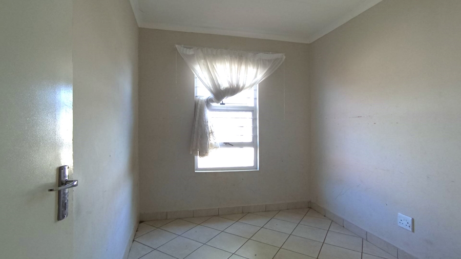 3 Bedroom Property for Sale in Zandfontein AH Gauteng