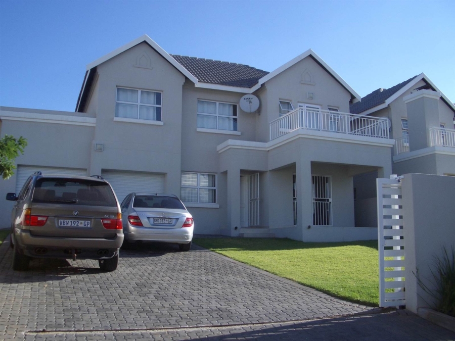 To Let 3 Bedroom Property for Rent in Ruimsig Gauteng
