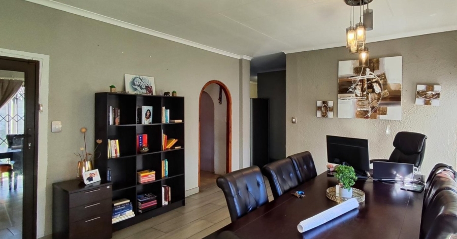 3 Bedroom Property for Sale in Ravenswood Gauteng