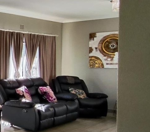 3 Bedroom Property for Sale in Ravenswood Gauteng