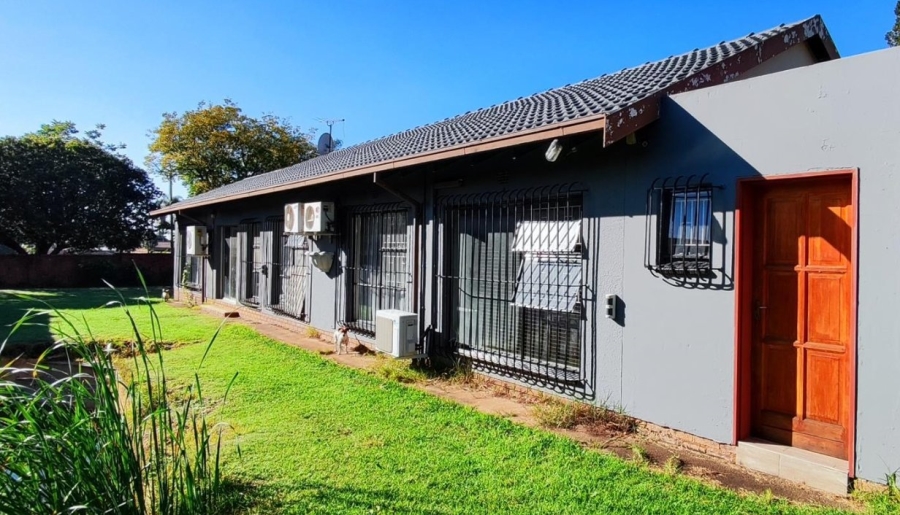 3 Bedroom Property for Sale in Ravenswood Gauteng
