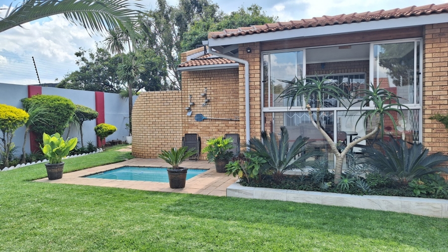 4 Bedroom Property for Sale in Meyersdal Gauteng