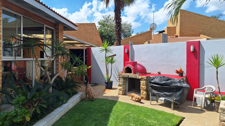 4 Bedroom Property for Sale in Meyersdal Gauteng
