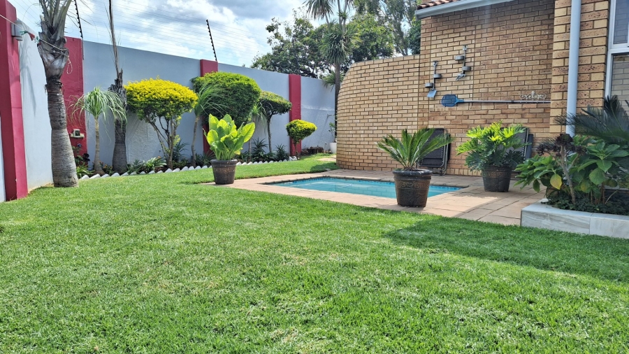 4 Bedroom Property for Sale in Meyersdal Gauteng