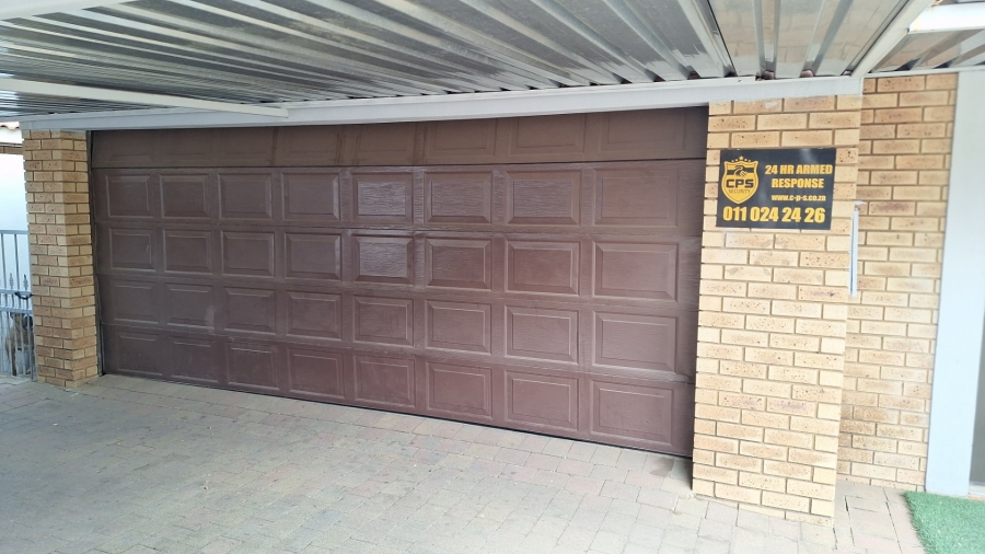 4 Bedroom Property for Sale in Meyersdal Gauteng