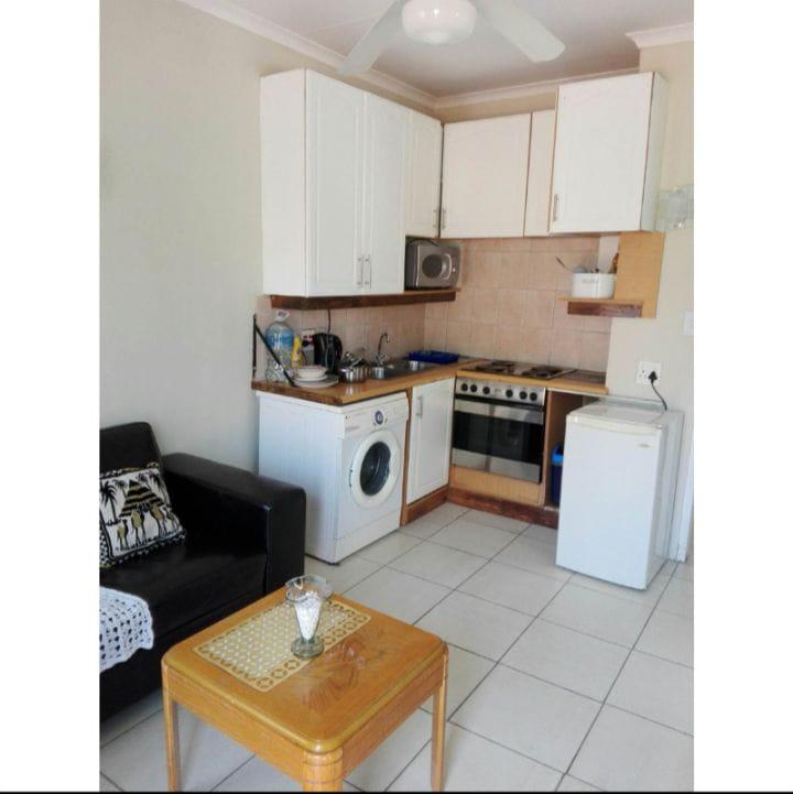 3 Bedroom Property for Sale in Fontainebleau Gauteng