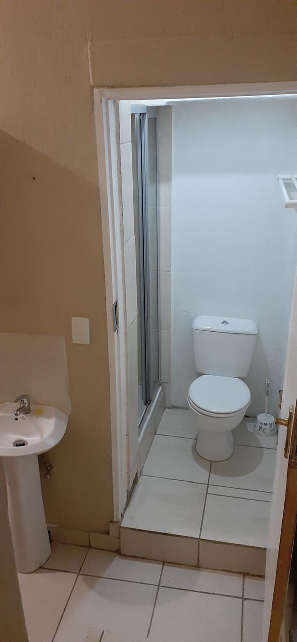 3 Bedroom Property for Sale in Fontainebleau Gauteng
