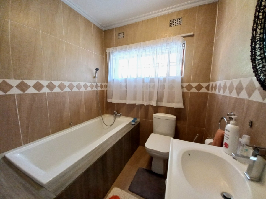 4 Bedroom Property for Sale in Norkem Park Gauteng