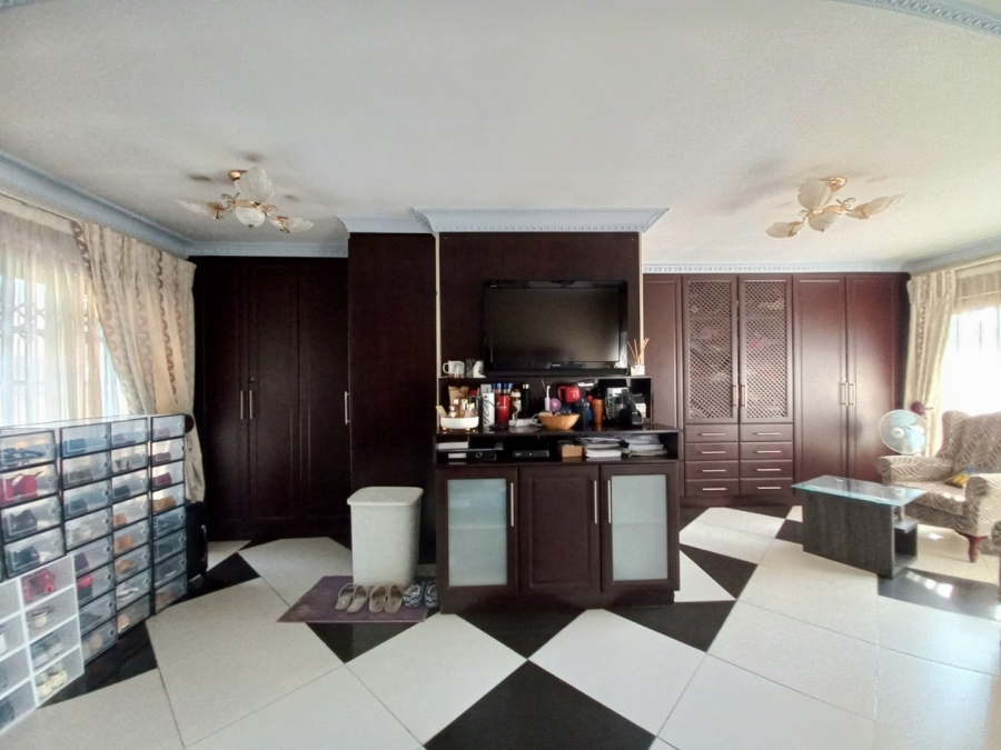 4 Bedroom Property for Sale in Norkem Park Gauteng