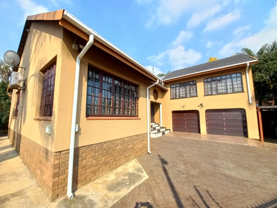 4 Bedroom Property for Sale in Norkem Park Gauteng