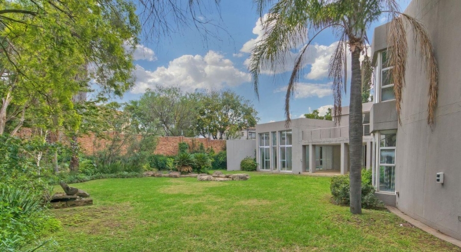 8 Bedroom Property for Sale in Kyalami Gauteng
