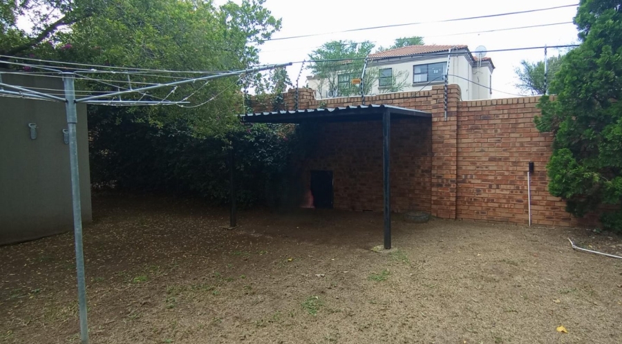 8 Bedroom Property for Sale in Kyalami Gauteng