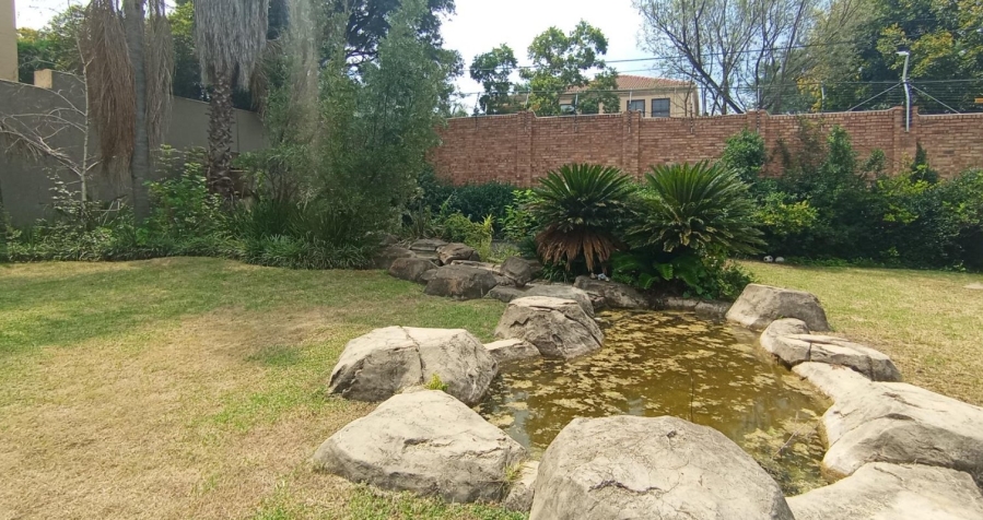 8 Bedroom Property for Sale in Kyalami Gauteng