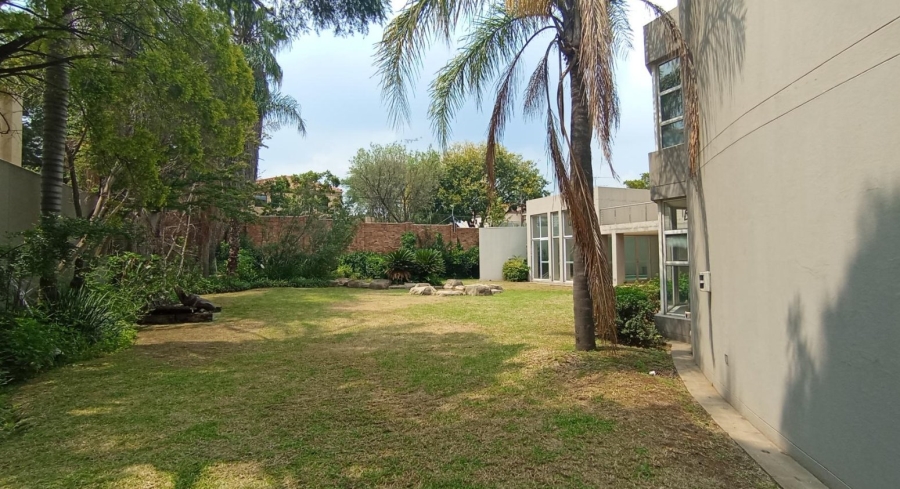 8 Bedroom Property for Sale in Kyalami Gauteng
