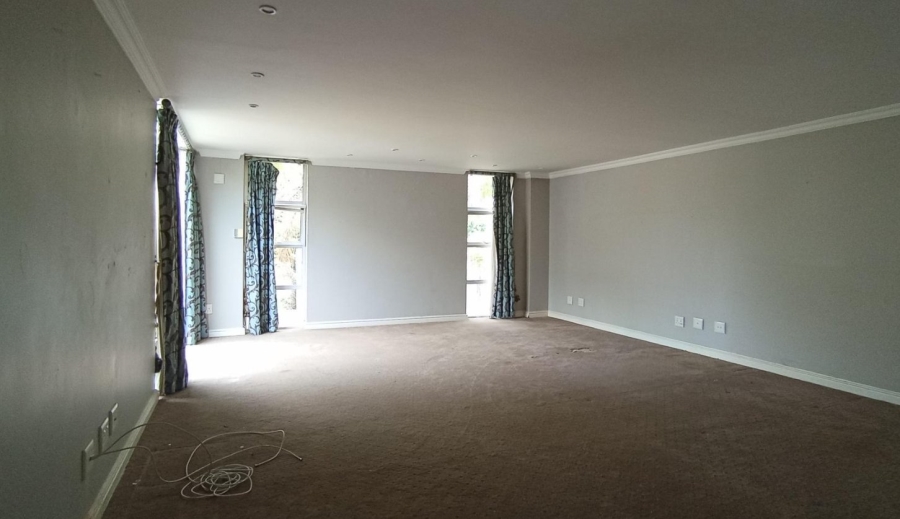 8 Bedroom Property for Sale in Kyalami Gauteng