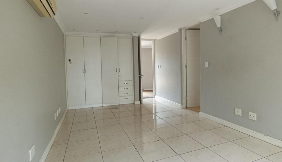 8 Bedroom Property for Sale in Kyalami Gauteng