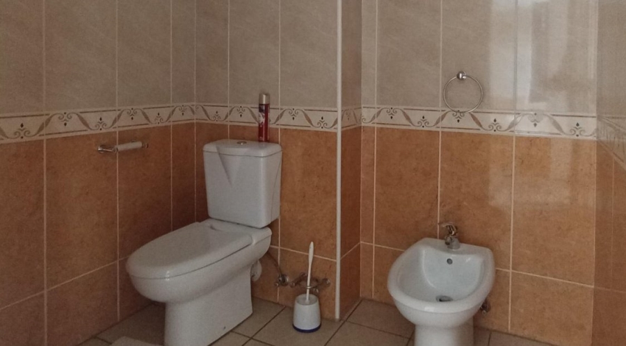 8 Bedroom Property for Sale in Kyalami Gauteng