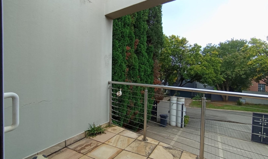 8 Bedroom Property for Sale in Kyalami Gauteng