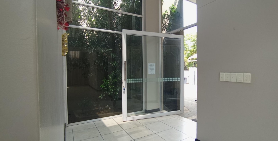 8 Bedroom Property for Sale in Kyalami Gauteng