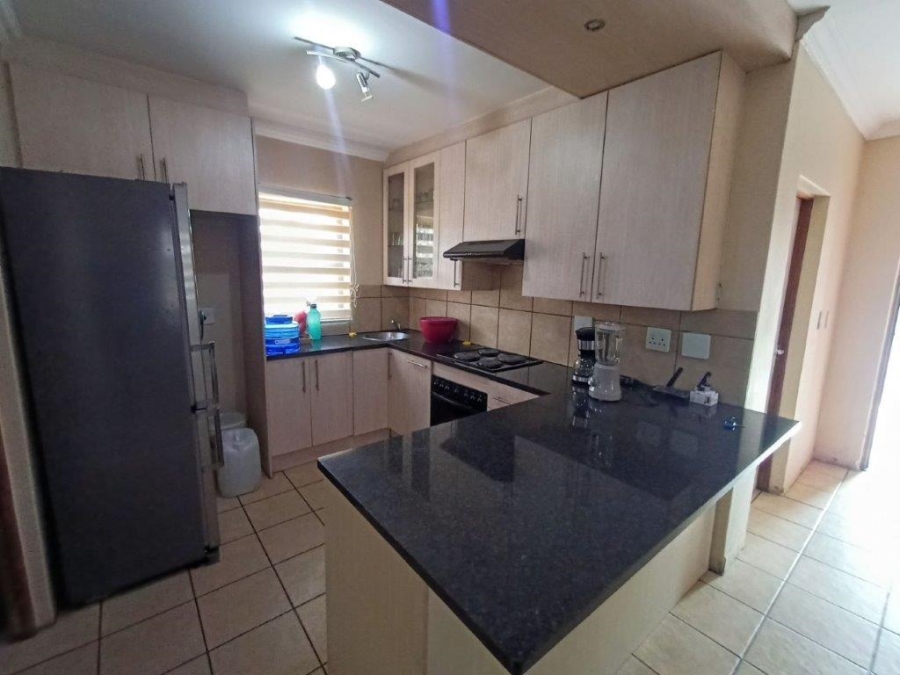 3 Bedroom Property for Sale in Vanderbijlpark SE 8 Gauteng